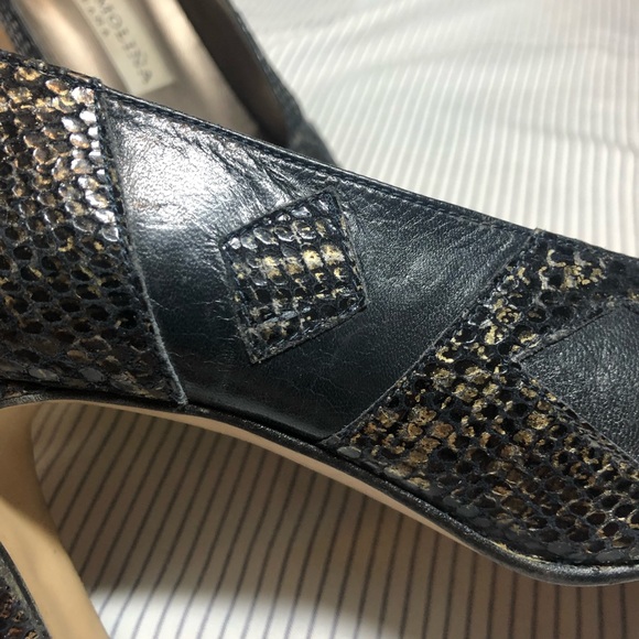 Navy leather slip on heels by Cara Molina España. - Picture 12 of 16